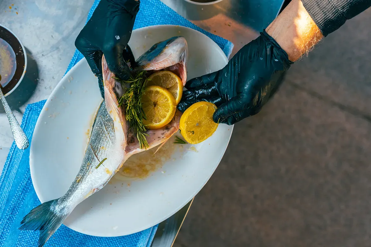 Mediterraner Fisch aus der Küche